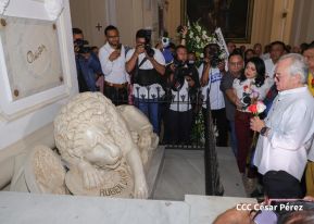 Nicaragüenses conmemoran los 109 años del tránsito a la inmortalidad de Rubén Darío 
