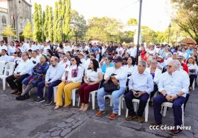 Nicaragüenses conmemoran los 109 años del tránsito a la inmortalidad de Rubén Darío 