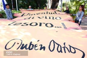 Nicaragüenses conmemoran los 109 años del tránsito a la inmortalidad de Rubén Darío 
