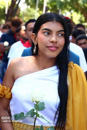 Nicaragüenses conmemoran los 109 años del tránsito a la inmortalidad de Rubén Darío 