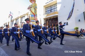 Nicaragüenses conmemoran los 109 años del tránsito a la inmortalidad de Rubén Darío 