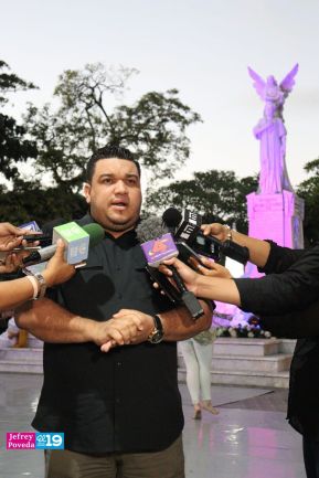 Nicaragüenses conmemoran los 109 años del tránsito a la inmortalidad de Rubén Darío 