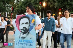 Nicaragüenses conmemoran los 109 años del tránsito a la inmortalidad de Rubén Darío 