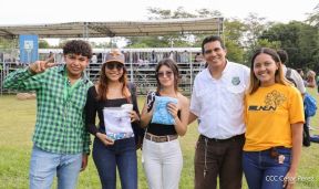 Universidades públicas de Nicaragua reciben a estudiantes de primer ingreso 2025