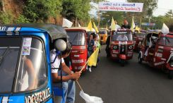 Comunidad Los Ladinos recibe jubilosa a Cardenal Leopoldo Brenes