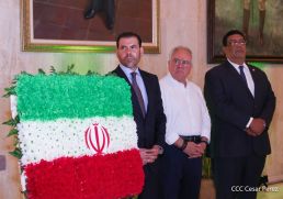 Celebran en Nicaragua 46 Aniversario de la Revolución Islámica Iraní