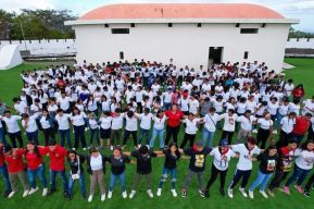 Nicaragüenses conmemoran el 91 aniversario del paso a la inmortalidad del General Augusto C. Sandino