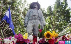 Nicaragüenses conmemoran el 91 aniversario del paso a la inmortalidad del General Augusto C. Sandino