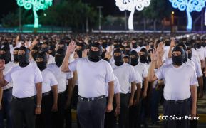 Acto de Juramentación del Primer Comisionado Francisco Díaz y Policías Voluntarios de Managua