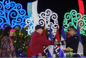 Acto de Juramentación del Primer Comisionado Francisco Díaz y Policías Voluntarios de Managua