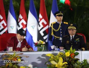 Acto de Juramentación del Primer Comisionado Francisco Díaz y Policías Voluntarios de Managua