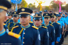 Acto de Juramentación del Primer Comisionado Francisco Díaz y Policías Voluntarios de Managua