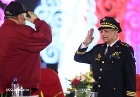 Acto de Juramentación del Primer Comisionado Francisco Díaz y Policías Voluntarios de Managua