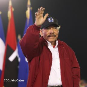 Acto de Juramentación del Primer Comisionado Francisco Díaz y Policías Voluntarios de Managua