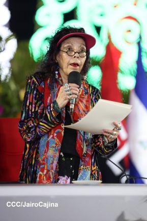 Acto de Juramentación del Primer Comisionado Francisco Díaz y Policías Voluntarios de Managua