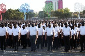 Acto de Juramentación del Primer Comisionado Francisco Díaz y Policías Voluntarios de Managua