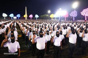 Acto de Juramentación del Primer Comisionado Francisco Díaz y Policías Voluntarios de Managua