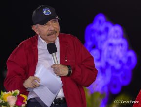 Acto de Juramentación del Primer Comisionado Francisco Díaz y Policías Voluntarios de Managua
