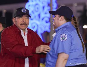 Acto de Juramentación del Primer Comisionado Francisco Díaz y Policías Voluntarios de Managua