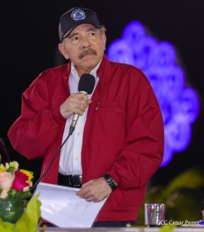 Acto de Juramentación del Primer Comisionado Francisco Díaz y Policías Voluntarios de Managua