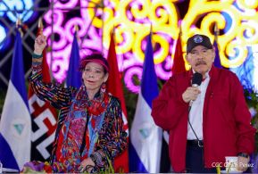 Acto de Juramentación del Primer Comisionado Francisco Díaz y Policías Voluntarios de Managua