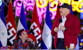 Acto de Juramentación del Primer Comisionado Francisco Díaz y Policías Voluntarios de Managua