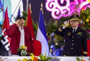Acto de Juramentación del Primer Comisionado Francisco Díaz y Policías Voluntarios de Managua