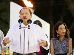 Daniel y Rosario conmemoran 78 Aniversario del Natalicio Comandante Carlos Fonseca