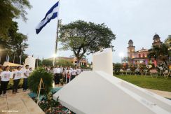 Daniel y Rosario conmemoran 78 Aniversario del Natalicio Comandante Carlos Fonseca