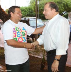 Daniel y Rosario conmemoran 78 Aniversario del Natalicio Comandante Carlos Fonseca