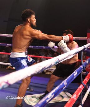 Velada boxística “La Venganza” en el Centro de Convenciones Olof Palme