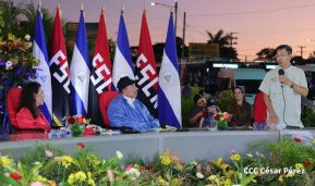 Acto de entrega de 500 unidades de buses y microbuses a transportistas de Nicaragua 