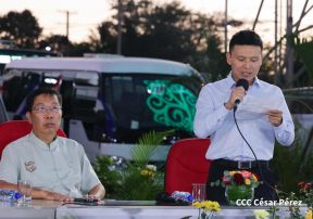 Acto de entrega de 500 unidades de buses y microbuses a transportistas de Nicaragua 