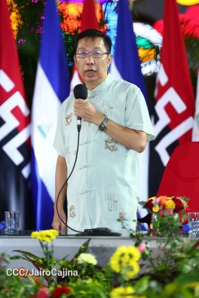 Acto de entrega de 500 unidades de buses y microbuses a transportistas de Nicaragua 