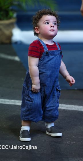 Acto de entrega de 500 unidades de buses y microbuses a transportistas de Nicaragua 