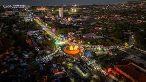 Acto de entrega de 500 unidades de buses y microbuses a transportistas de Nicaragua 