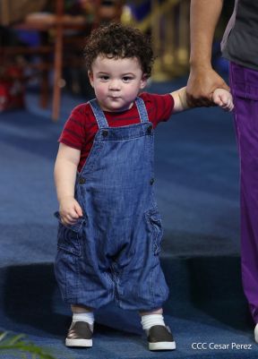 Acto de entrega de 500 unidades de buses y microbuses a transportistas de Nicaragua 