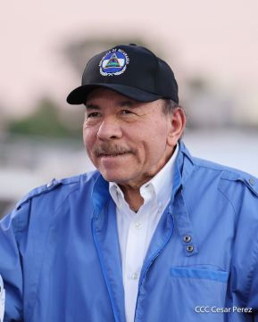 Acto de entrega de 500 unidades de buses y microbuses a transportistas de Nicaragua 