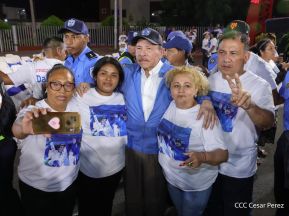 Acto de entrega de 500 unidades de buses y microbuses a transportistas de Nicaragua 