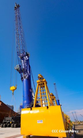 Acto de entrega de equipos de la República Popular China para modernizar Puerto Corinto