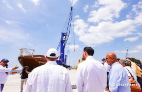 Acto de entrega de equipos de la República Popular China para modernizar Puerto Corinto