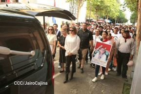 Nicaragüenses rinden honores a la Compañera Gladys Báez, forjadora de las generaciones revolucionarias