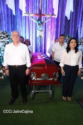 Nicaragüenses rinden honores a la Compañera Gladys Báez, forjadora de las generaciones revolucionarias