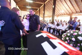 Nicaragüenses rinden honores a la Compañera Gladys Báez, forjadora de las generaciones revolucionarias