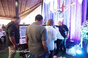 Nicaragüenses rinden honores a la Compañera Gladys Báez, forjadora de las generaciones revolucionarias