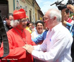León se vistió de fiesta con visita del Cardenal Brenes
