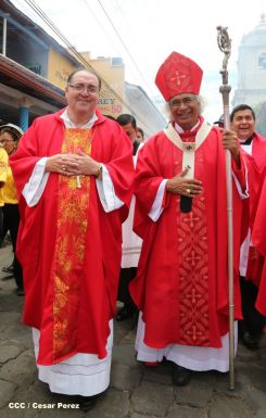 León se vistió de fiesta con visita del Cardenal Brenes