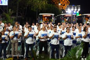 Entrega autobuses a transportistas en homenaje al Comandante Germán Pomares Ordóñez