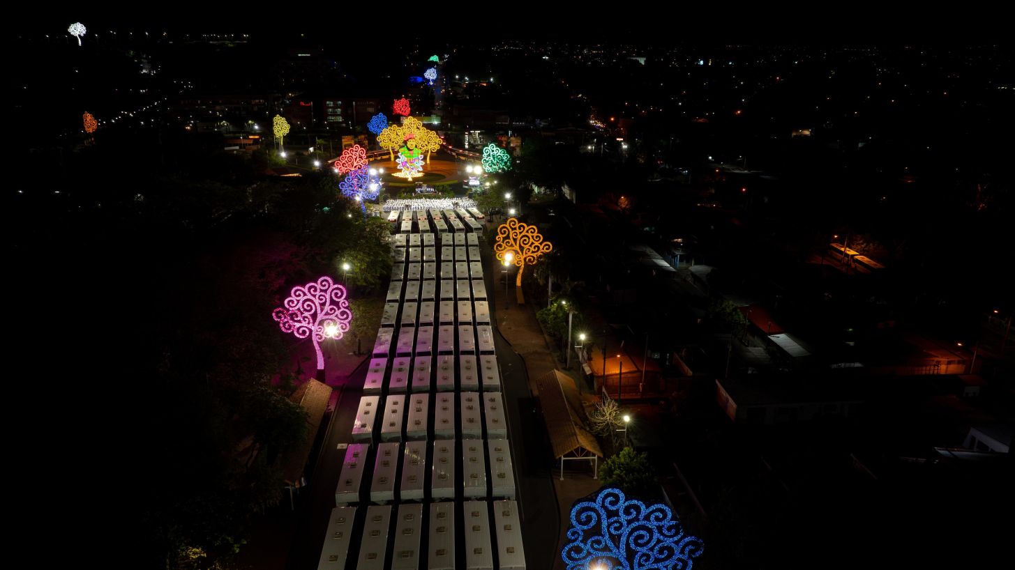 Entrega autobuses a transportistas en homenaje al Comandante Germán Pomares Ordóñez