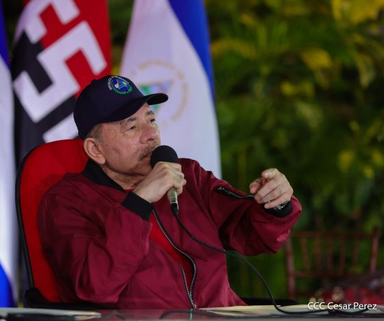 Entrega autobuses a transportistas en homenaje al Comandante Germán Pomares Ordóñez